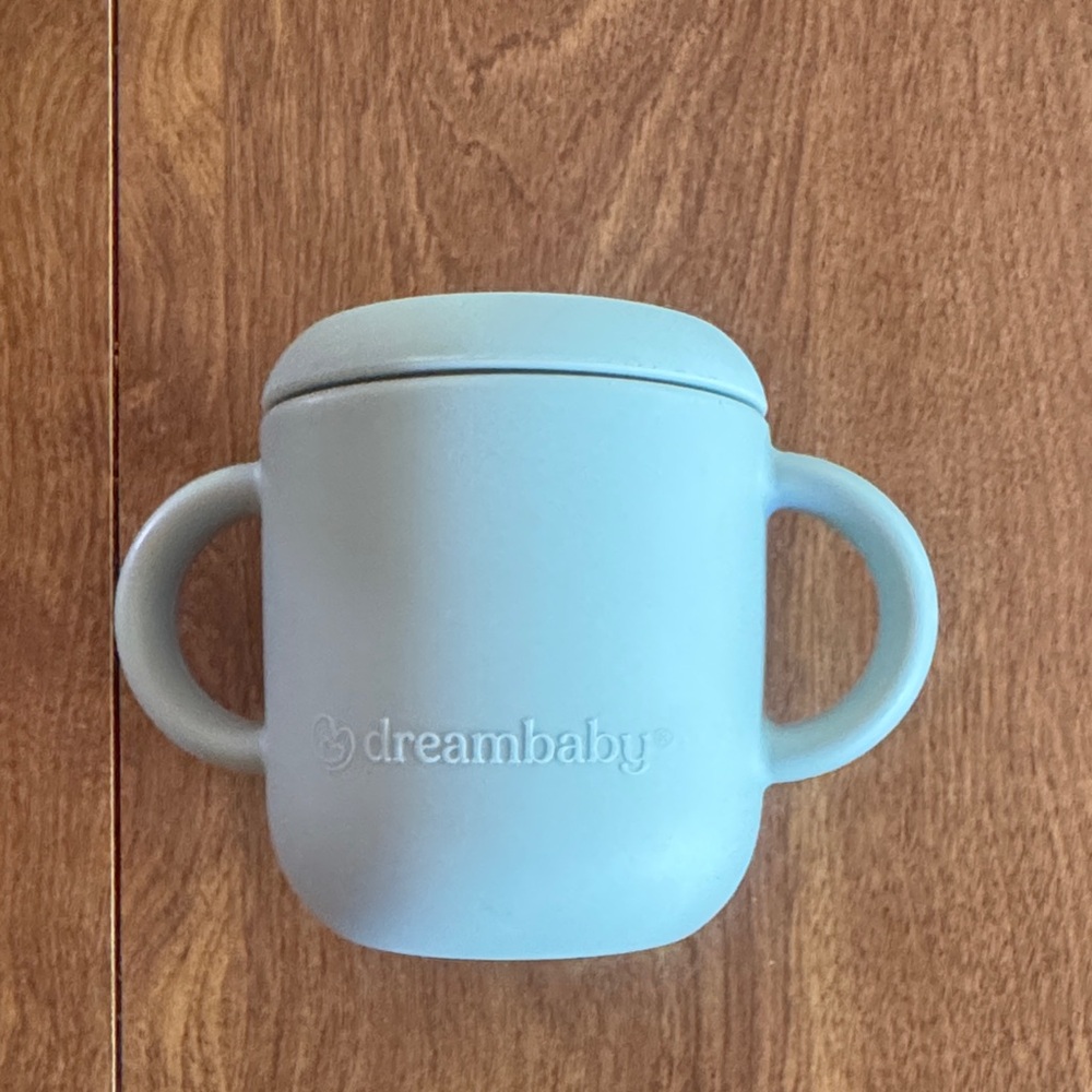 dreambaby Blue Silicone Two-Handle Sippy Cup